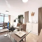 Two Bedrooms With Ocean Views Lägenhet *