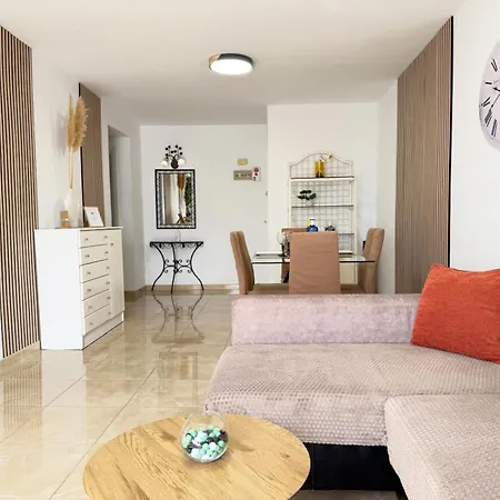 Appartamento Two Bedrooms With Ocean Views Playa de las Americas (Tenerife)