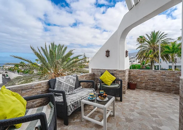 아파트 Two Bedrooms With Ocean Views *