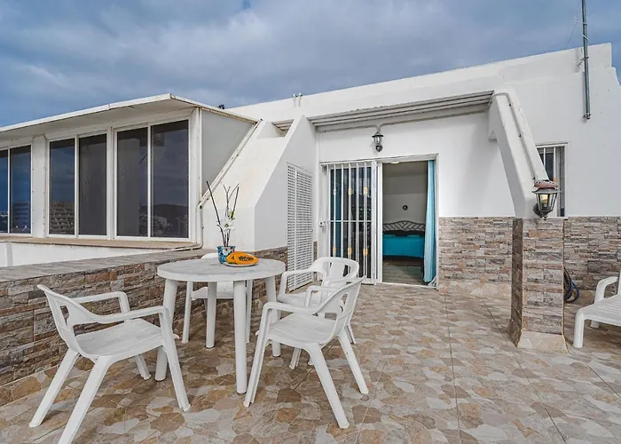 아파트 Two Bedrooms With Ocean Views *