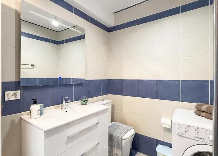 Two Bedrooms With Ocean Views Διαμέρισμα *