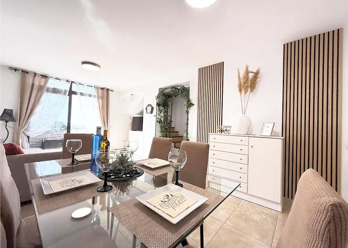 Two Bedrooms With Ocean Views Διαμέρισμα *